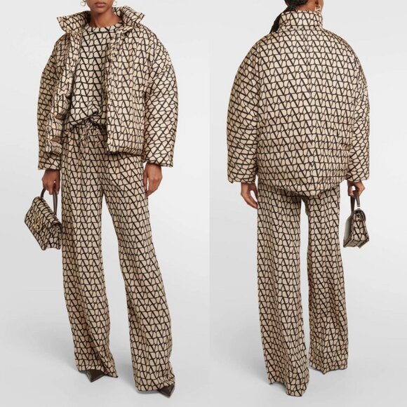 NWT Valentino Iconographe Jacket Logo Print Allover Down-filled Stand Collar - Picture 1 of 16